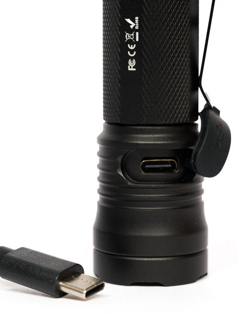 Ручной фонарь SKYWOODS MYSTIC, 1000 люмен, USB-Type C, холодный свет, IP67