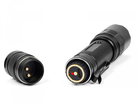 Ручной фонарь SKYWOODS TACTIC, 1800 люмен, USB-Type C, холодный свет, IP67