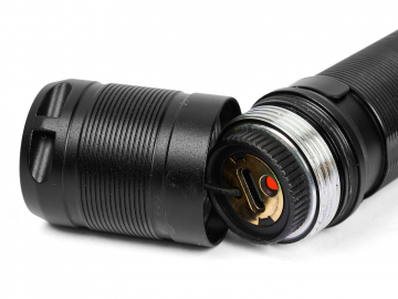 Ручной фонарь SKYWOODS WILD, 2500 люмен, USB-Type C, холодный свет, IP67