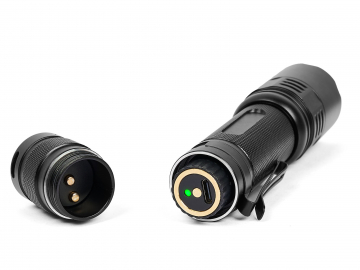 Ручной фонарь SKYWOODS TACTIC, 1800 люмен, USB-Type C, холодный свет, IP67